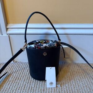 Tory Burch Emerson Mini Bucket Bag